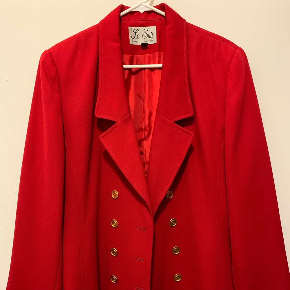 Le Suit Red Blazer